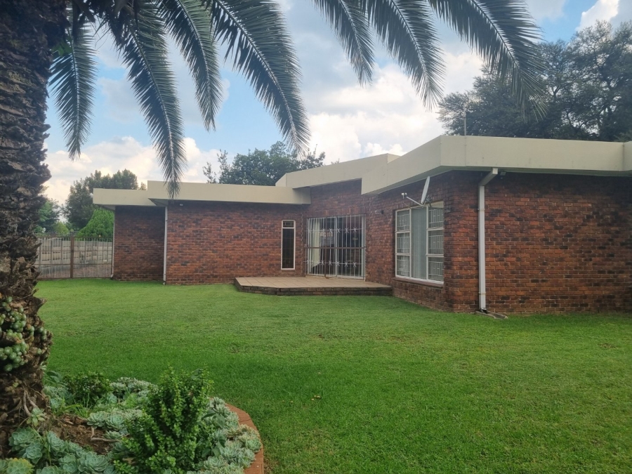 3 Bedroom Property for Sale in Vaalpark Free State